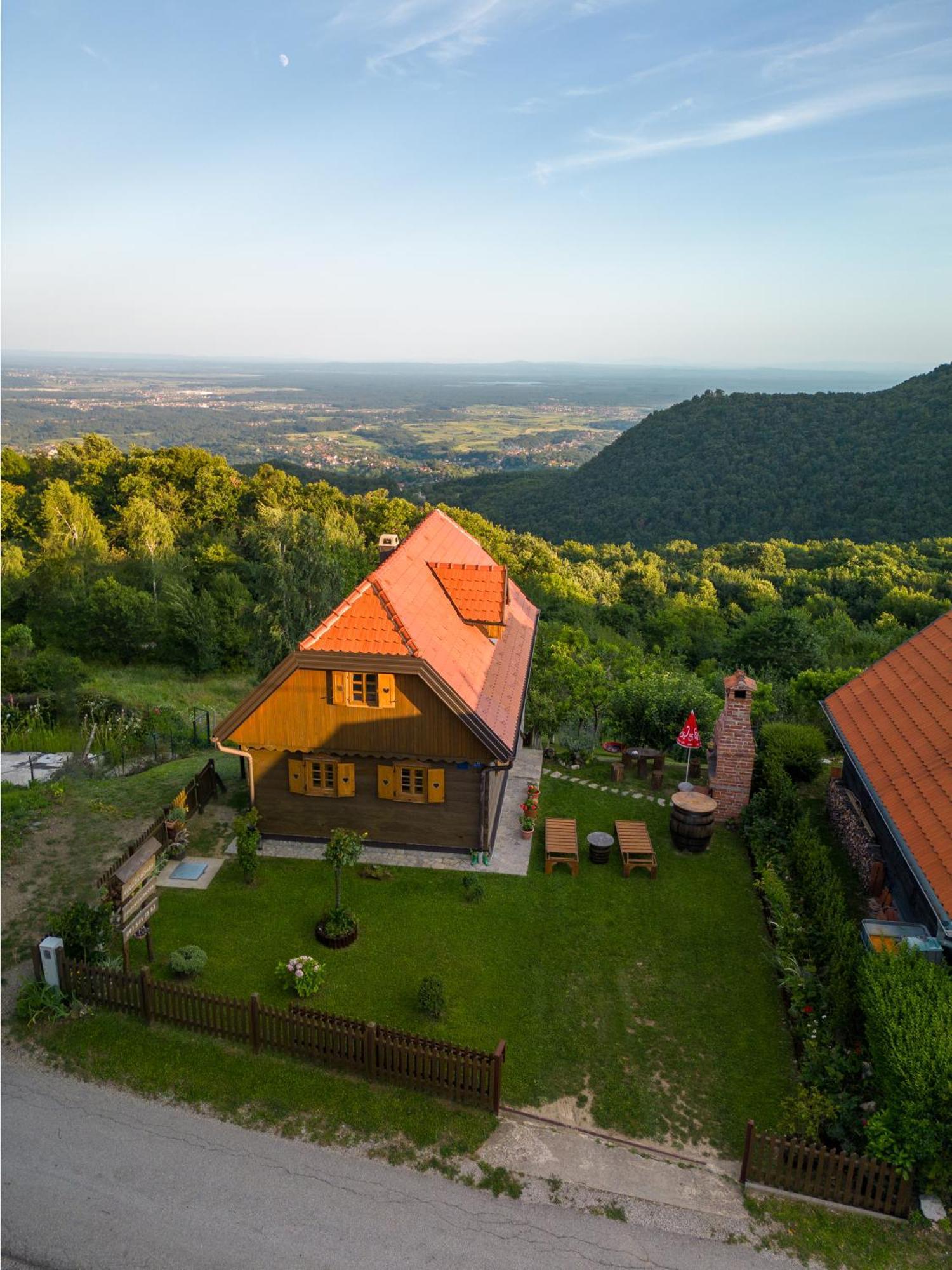 Kuca Za Odmor Poljanica Okicka Villa Ястребарско Екстериор снимка